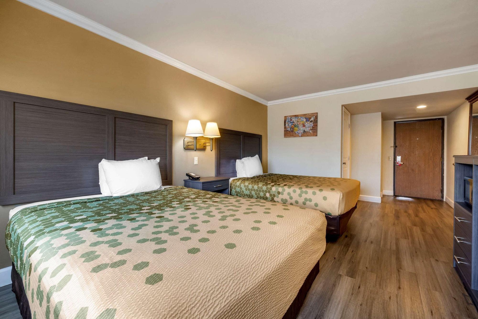 Econo Lodge Lembah Moreno Luaran gambar