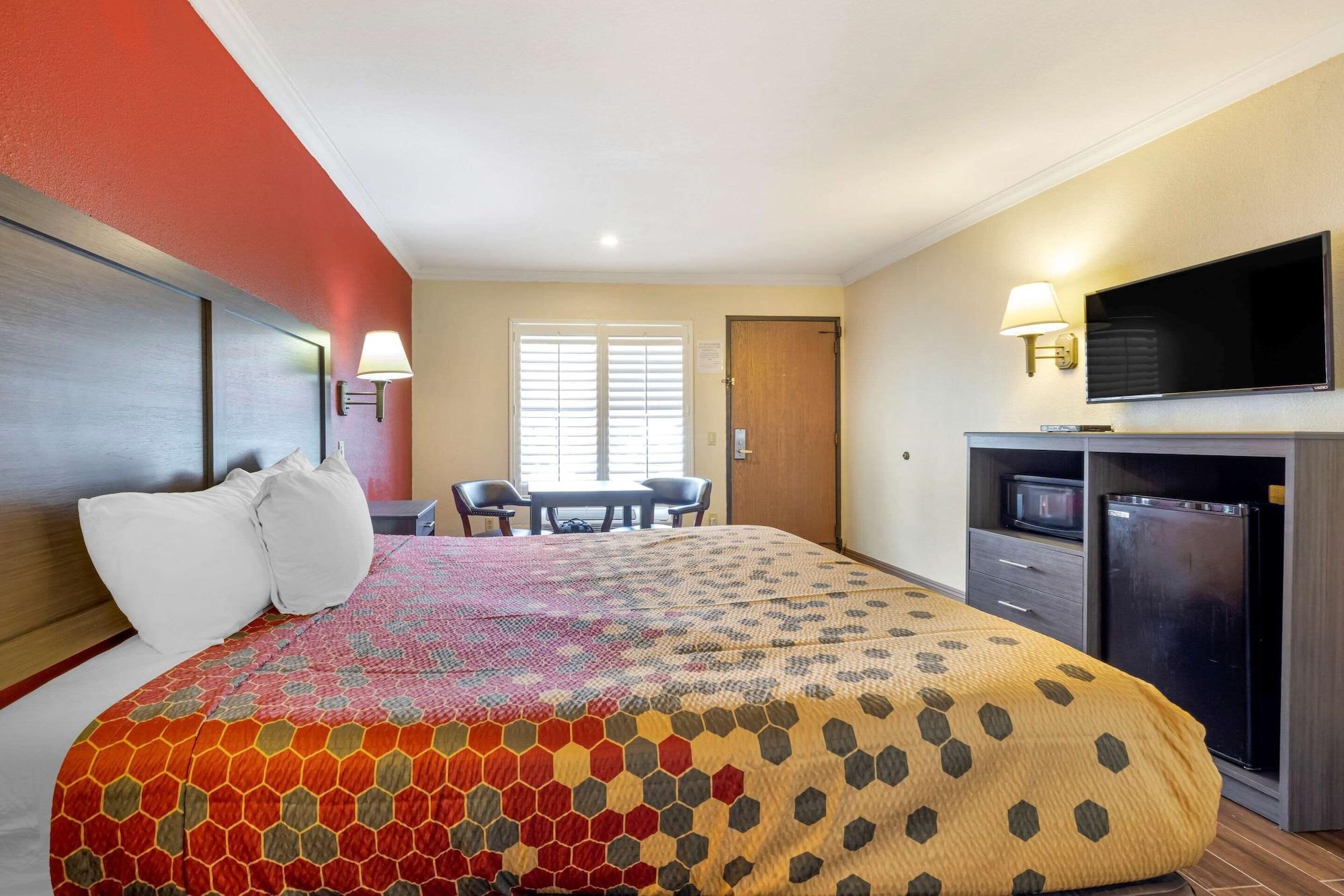 Econo Lodge Lembah Moreno Luaran gambar