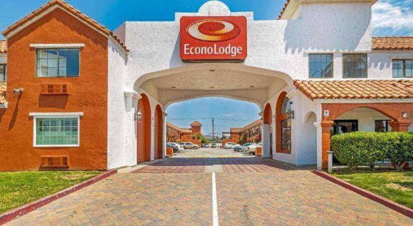Econo Lodge Lembah Moreno Luaran gambar
